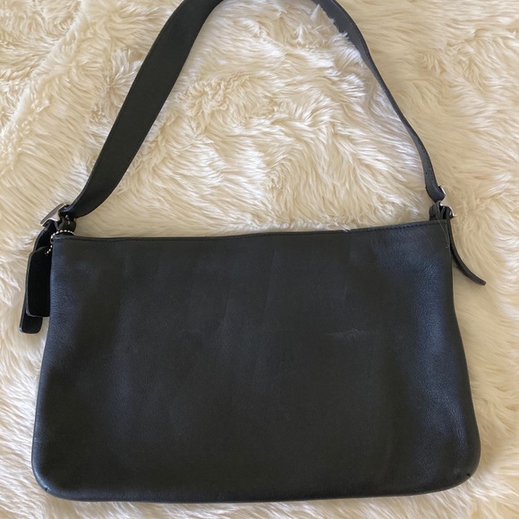 Coach Vintage Shoulder Bag - Picture 2 of 7